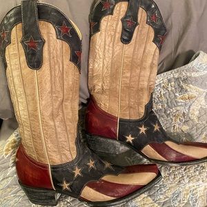 NWOT Old Gringo Women American Flag Boots.